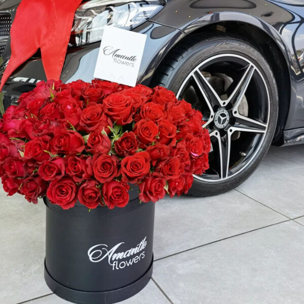 100 Red Rose box